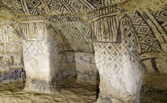 Ancient tomb in San Agustin