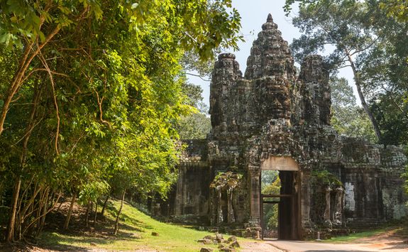 Gate Angkor Wat temple