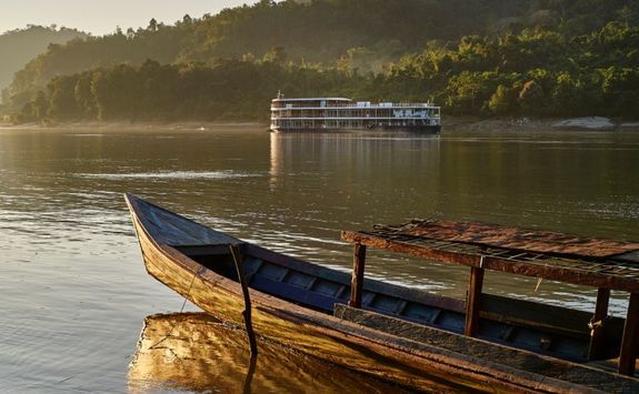 fishing boat on lake at Mandalay