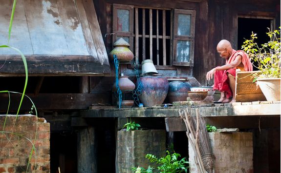 Monk washing pots