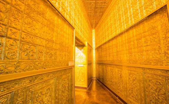 Gold shrine