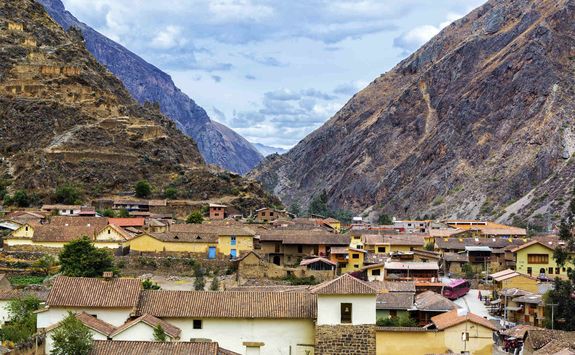 Ollantaytambo village