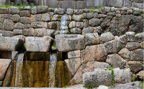 Machu Picchu water temple