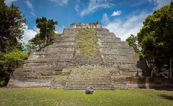 Temple El Peten