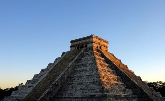 chichen itza at sunrise