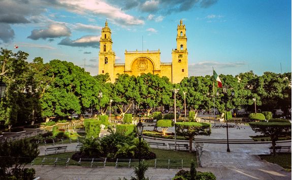 merida city square