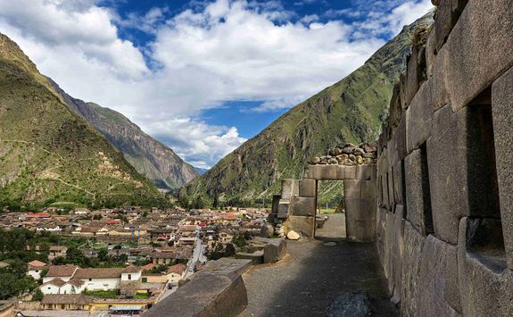 Ollantaytambo ruins