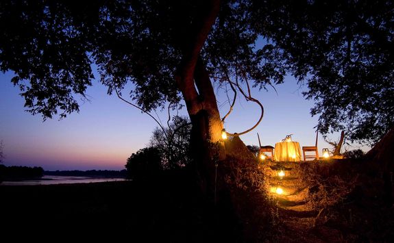 Nsefu Camp at night
