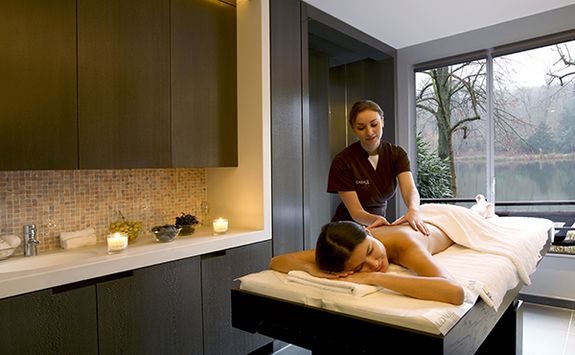 A massage at Les Sources de Caudalie