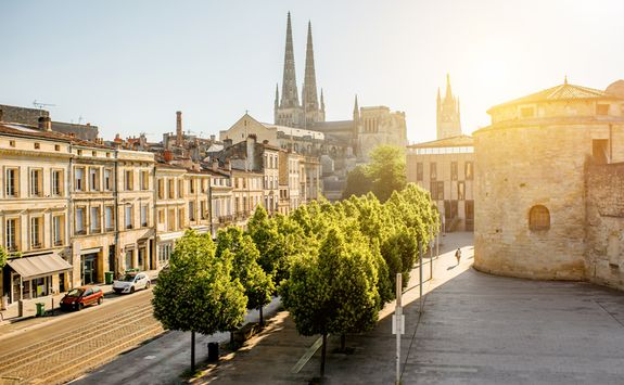 Sunny Bordeaux