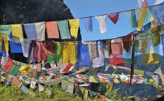 Prayer flags in the highlands