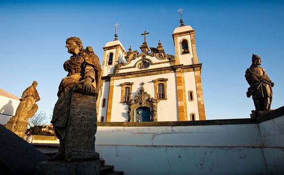 Statues and Architecture