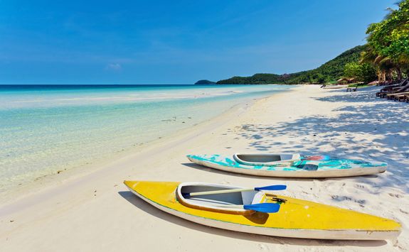 kayaks on the beach in phu quoc