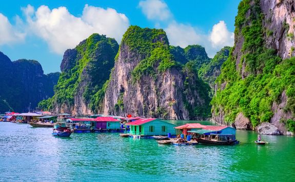 Fishing village in Halong Bay