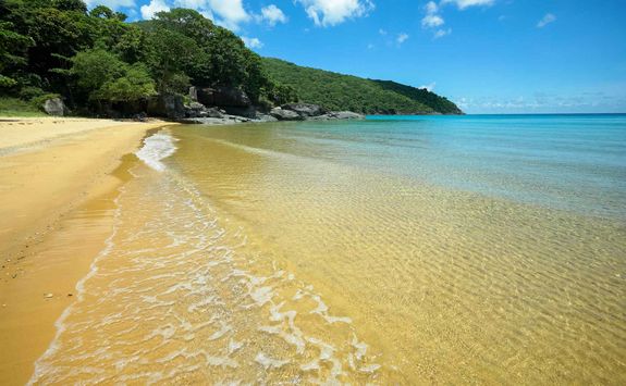 Con Dao beach