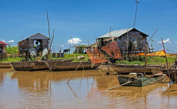 Tonle Sap village