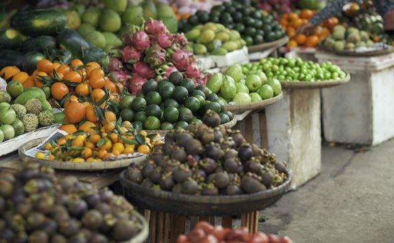 Fruit market in Hoi An