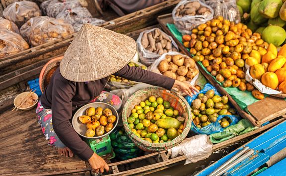 fruit floating market