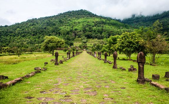 wat phou