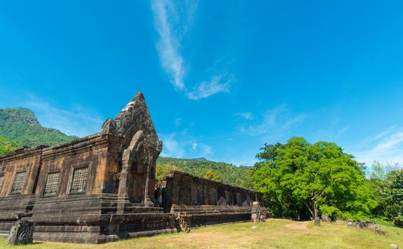 wat phou building