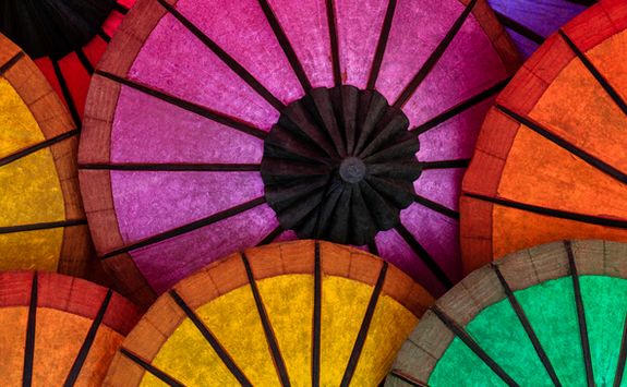 vientiane market umbrellas