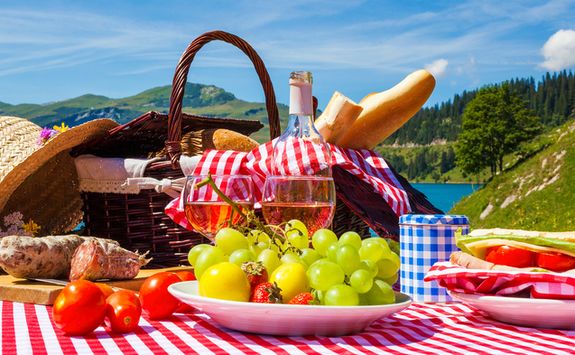 Picnic basket