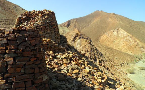 Ancient beehive tombs, Al Ayn