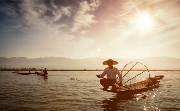 Long tail boat on Lake Inle
