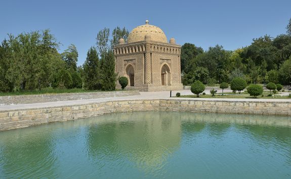 mausoleum building