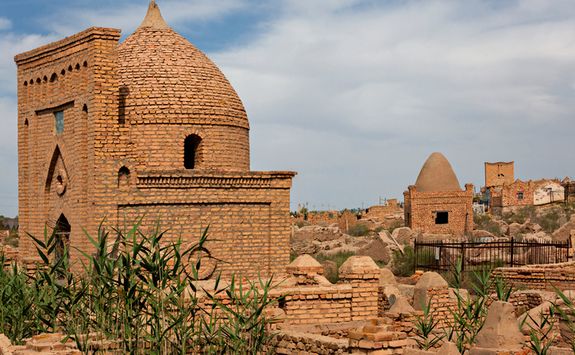 nukus cemetery