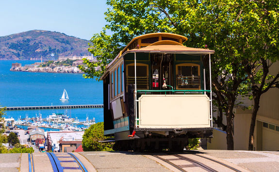 San Fran cable car