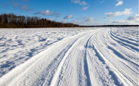 Ice race track