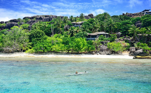 Snorkelling in the Seychelles