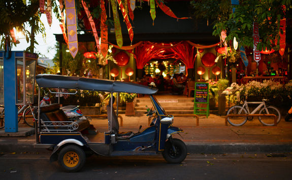 bankok night restaurant
