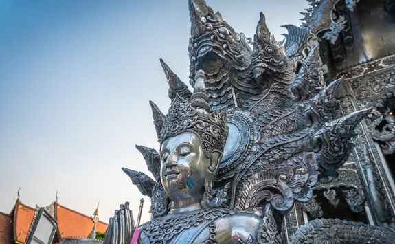 wat srisuphan close up