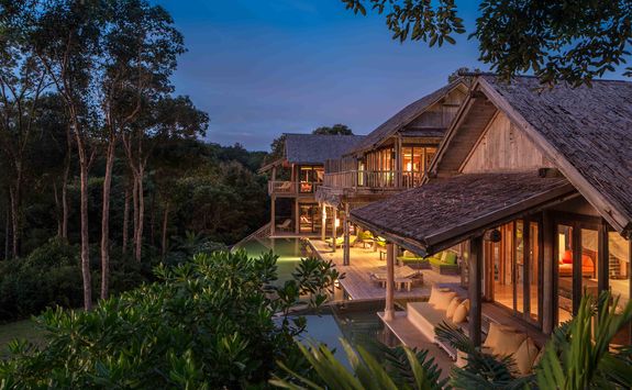 villa night