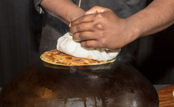 Making of Ulta Tawa Paratha