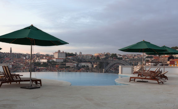 Yeatman outdoor pool