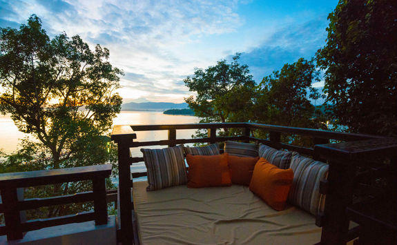 Sunset Gaya Island