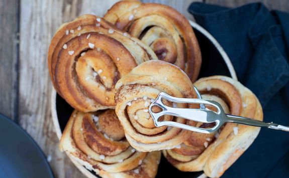 kanelbullar cinnamon bun