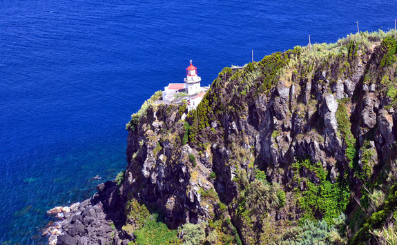 Lighthouse Ponta da Madrugada