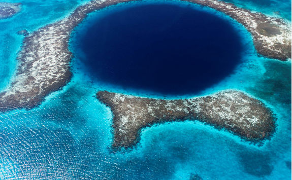 The Great Blue Hole, Belize