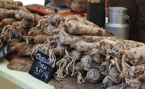 Food market in Bonifacio