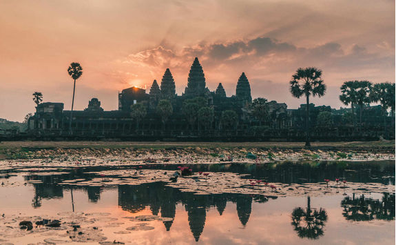 angkor wat at sunrise