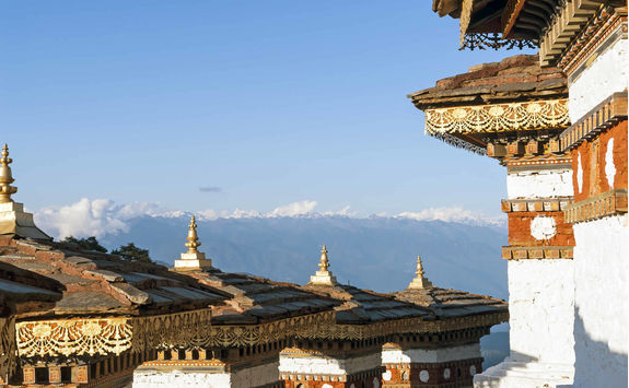 dochula pass view on himalayan peaks