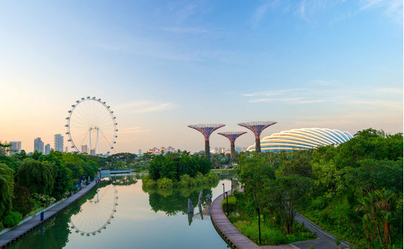 gardens by the bay in singapore