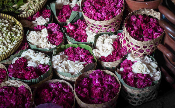 flower sell in wooden box for festival