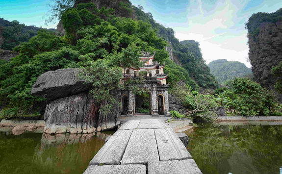 Bich Dong Pagoda