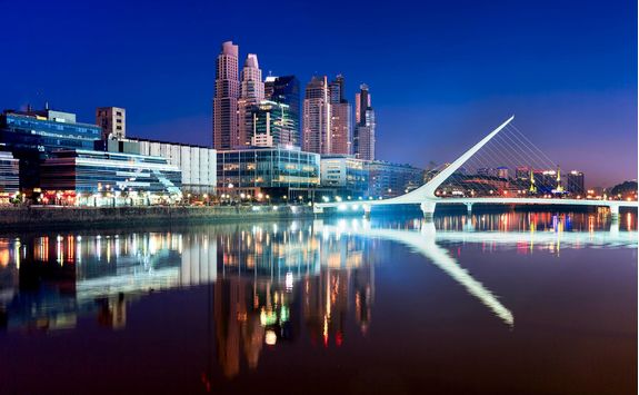 womens bridge at night buenos aires