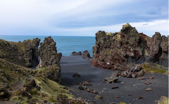 Black lava pearl beach